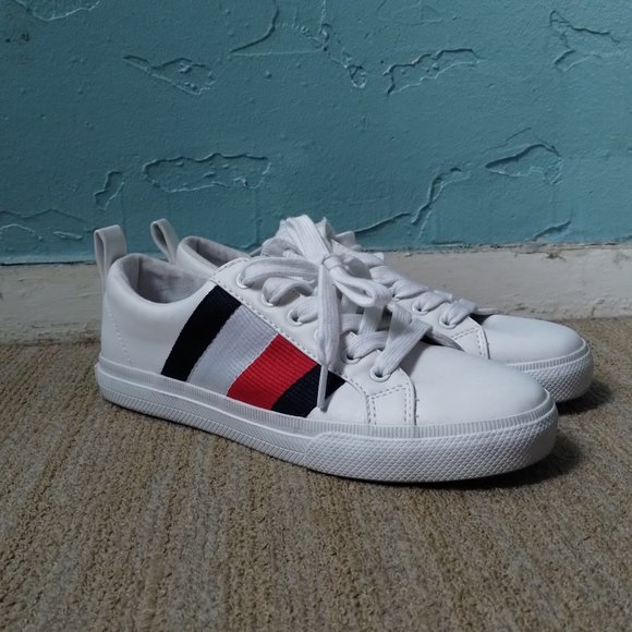 Tommy Hilfiger Women Shoes - Picture 5 of 8